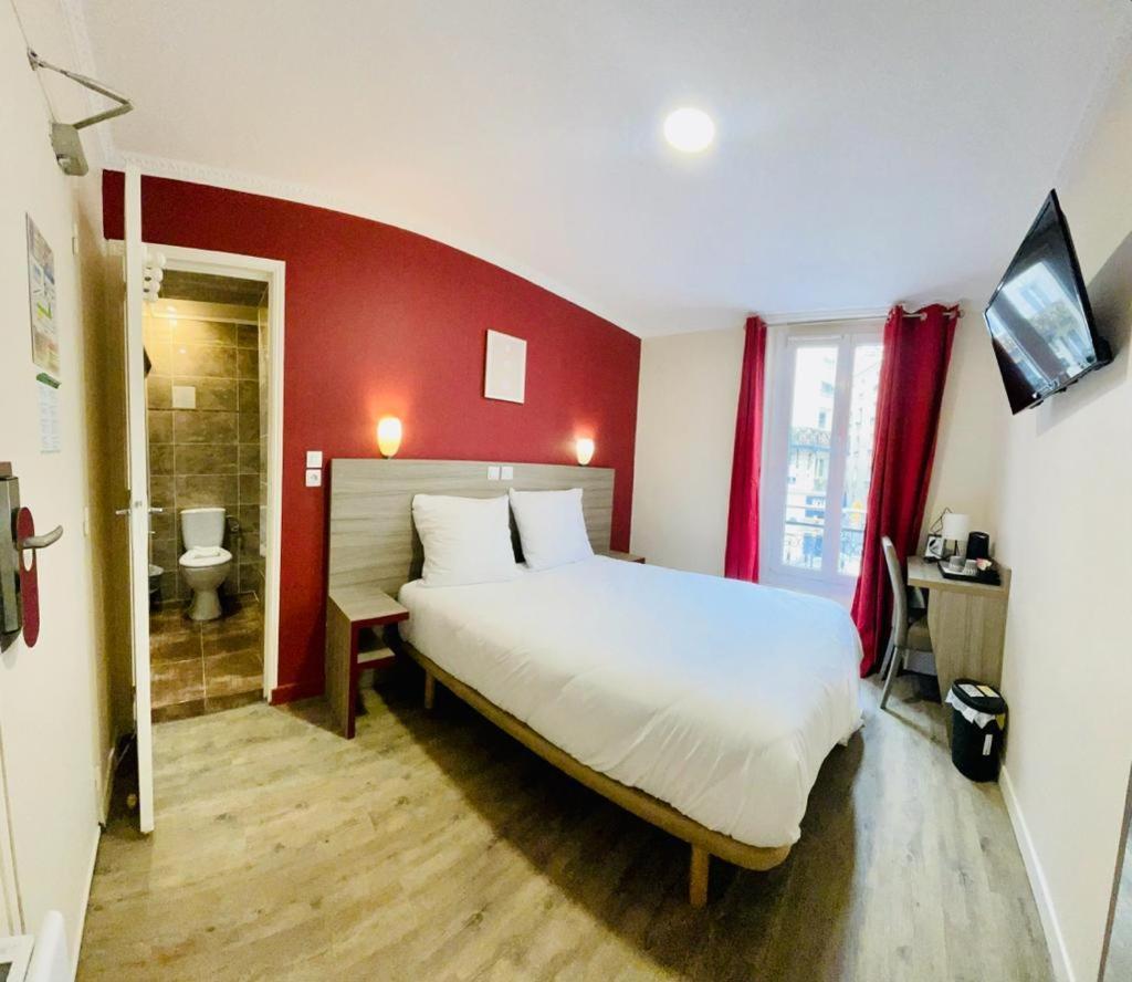 Hipotel Paris Gambetta Republique Экстерьер фото