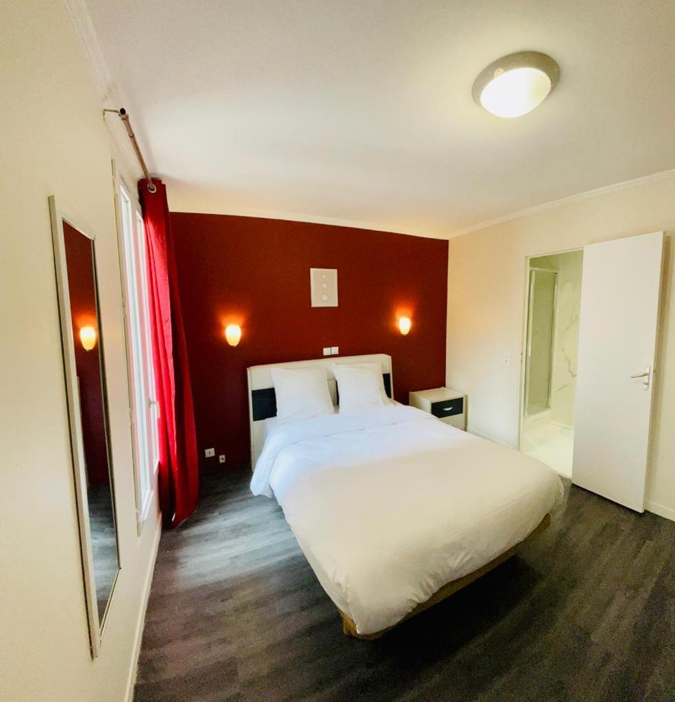 Hipotel Paris Gambetta Republique Экстерьер фото